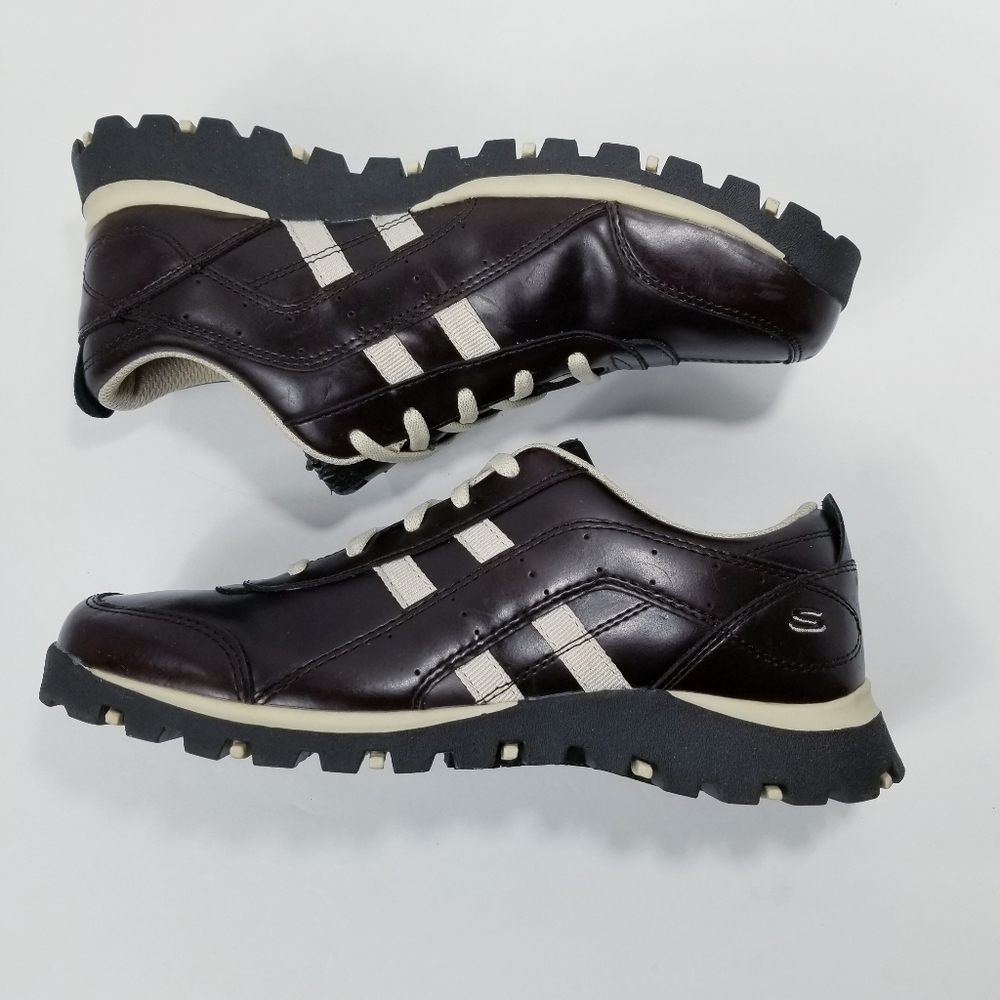 Skechers Womens Leather Grand Jams Rubber sole